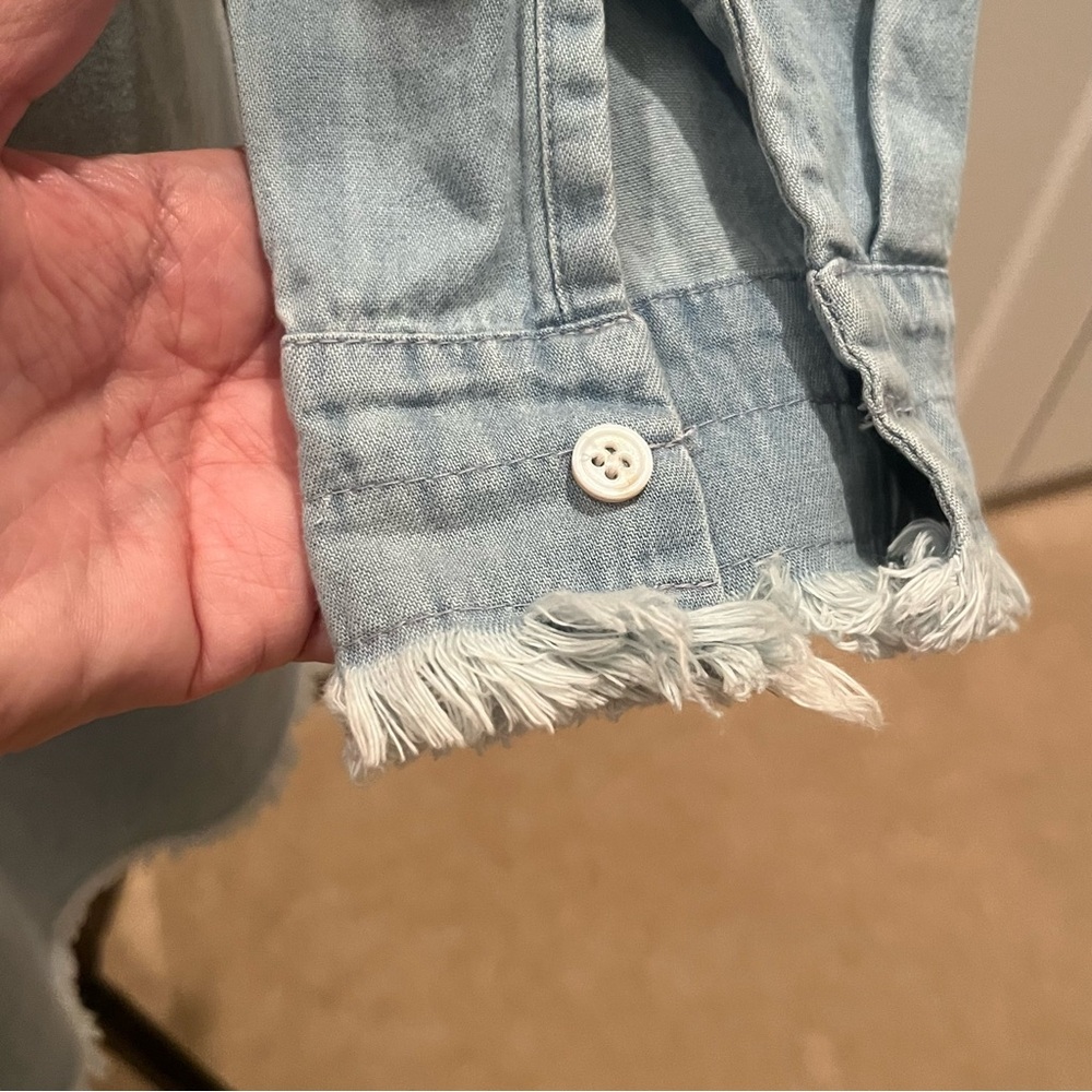 Zilcremo Light Blue Denim Shirt Dress with Frayed Hem - Picture 4 of 7